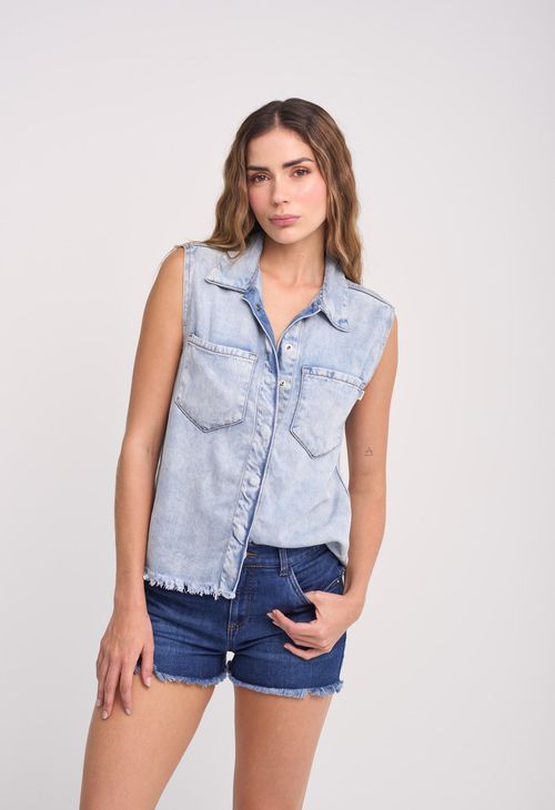 Blusa manga sisa en denim con broches