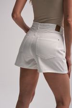 SHORT-10310933-MARFIL_6
