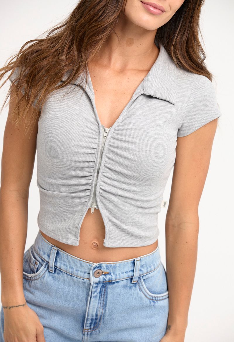 CAMISETA-11551814-GRIS_2