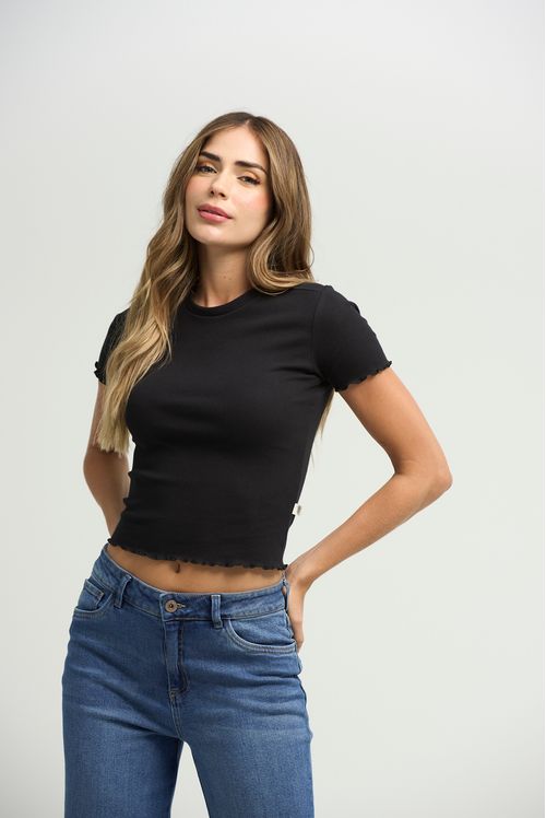 Camiseta manga corta con mini ruche en ruedos