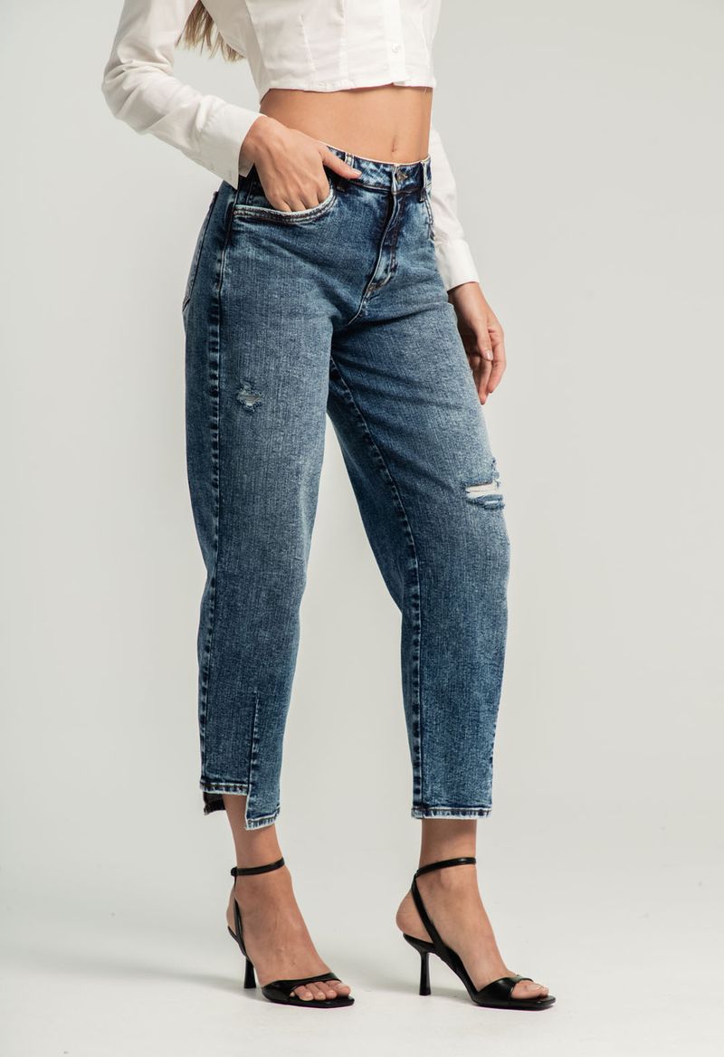 JEAN-MOM-10037822-MEDIO_3