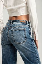 JEAN-MOM-10037822-MEDIO_6