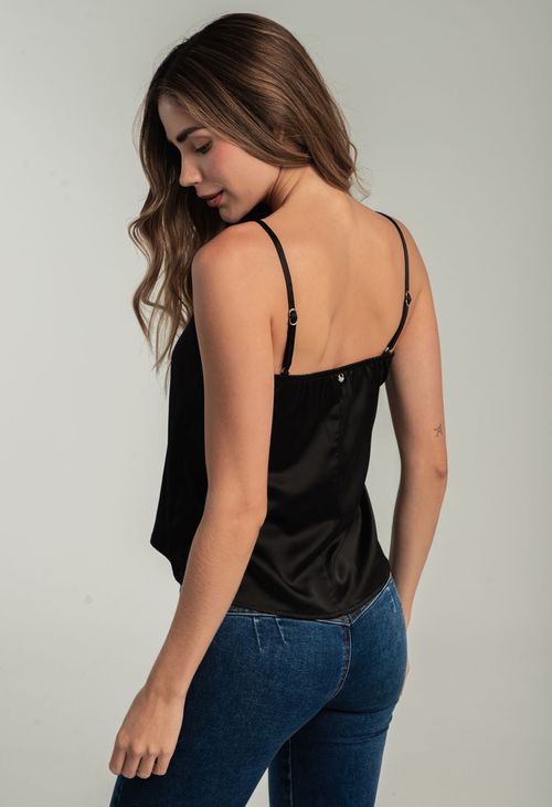 Blusa negra con encaje para mujeres