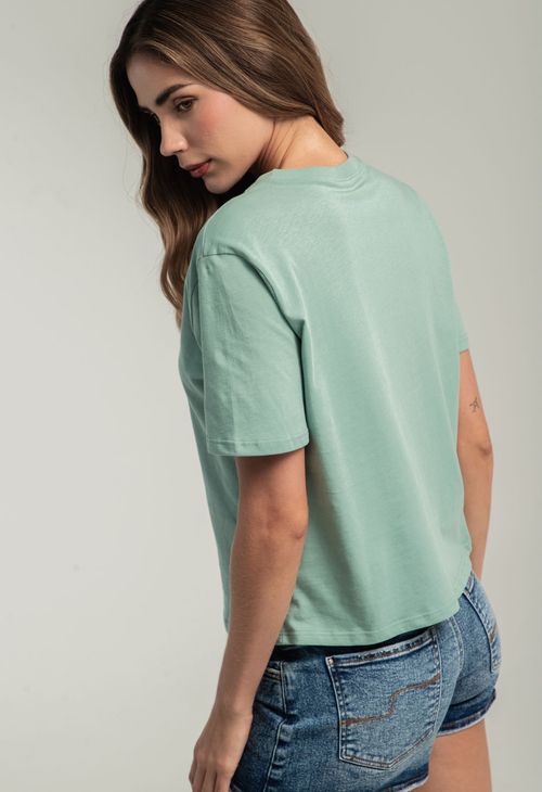Camiseta eucalipto boxy fit para mujeres