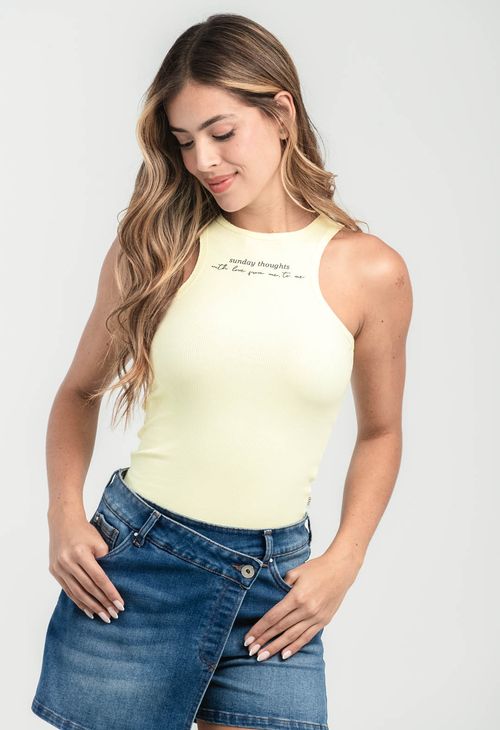 Camiseta amarillo claro estampada para mujeres