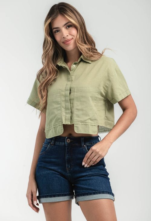 Bermuda oscura con bota doblada para mujeres