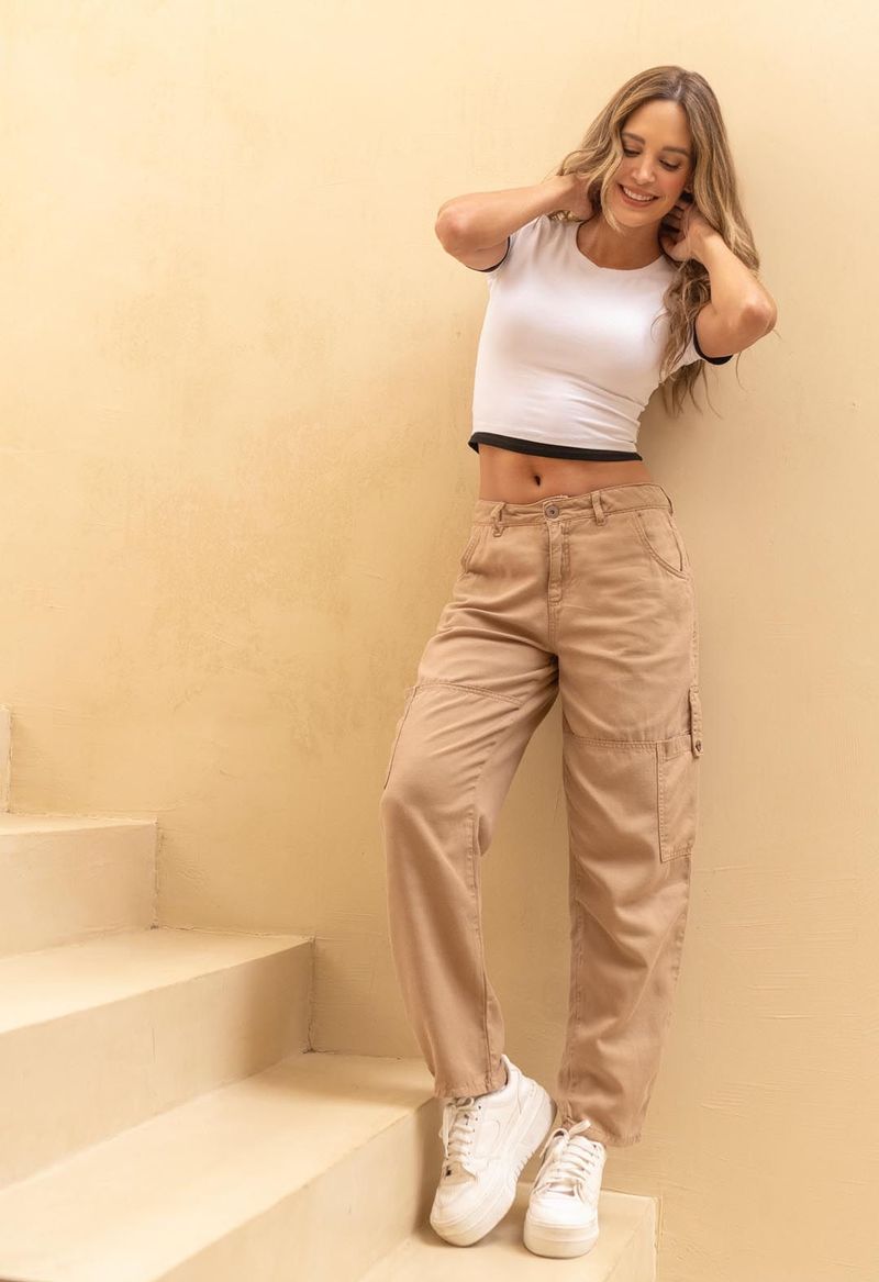PANTALON-10065834-CHOCOLATE_1.jpg