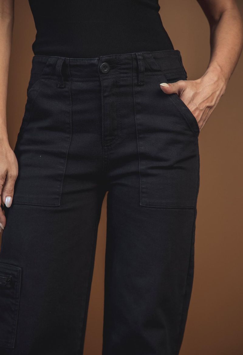 JEAN-CARGO-10066834-NEGRO_8.jpg
