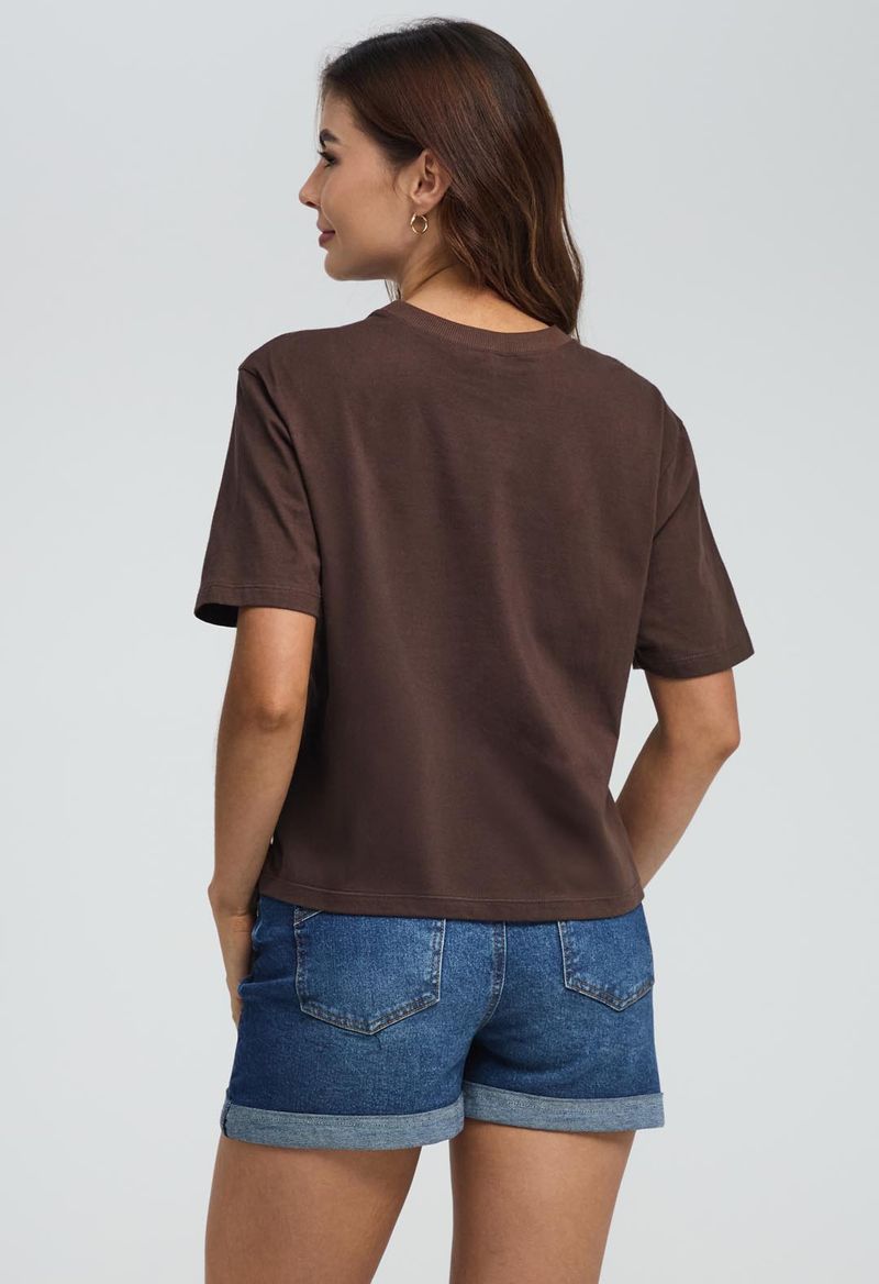 CAMISETA_13101853_CHOCOLATE_2.jpg