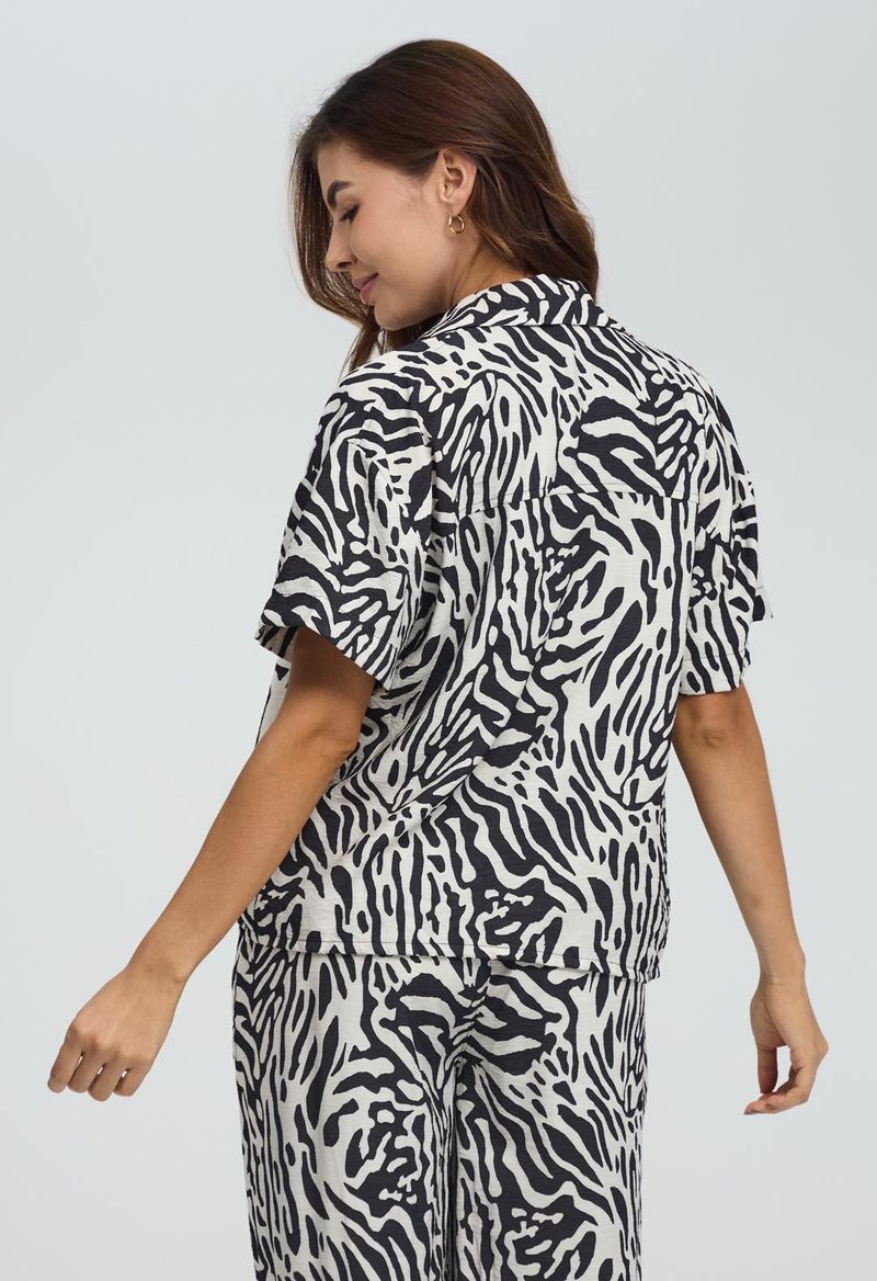 BLUSA_12321804_NEGRA_2.jpg