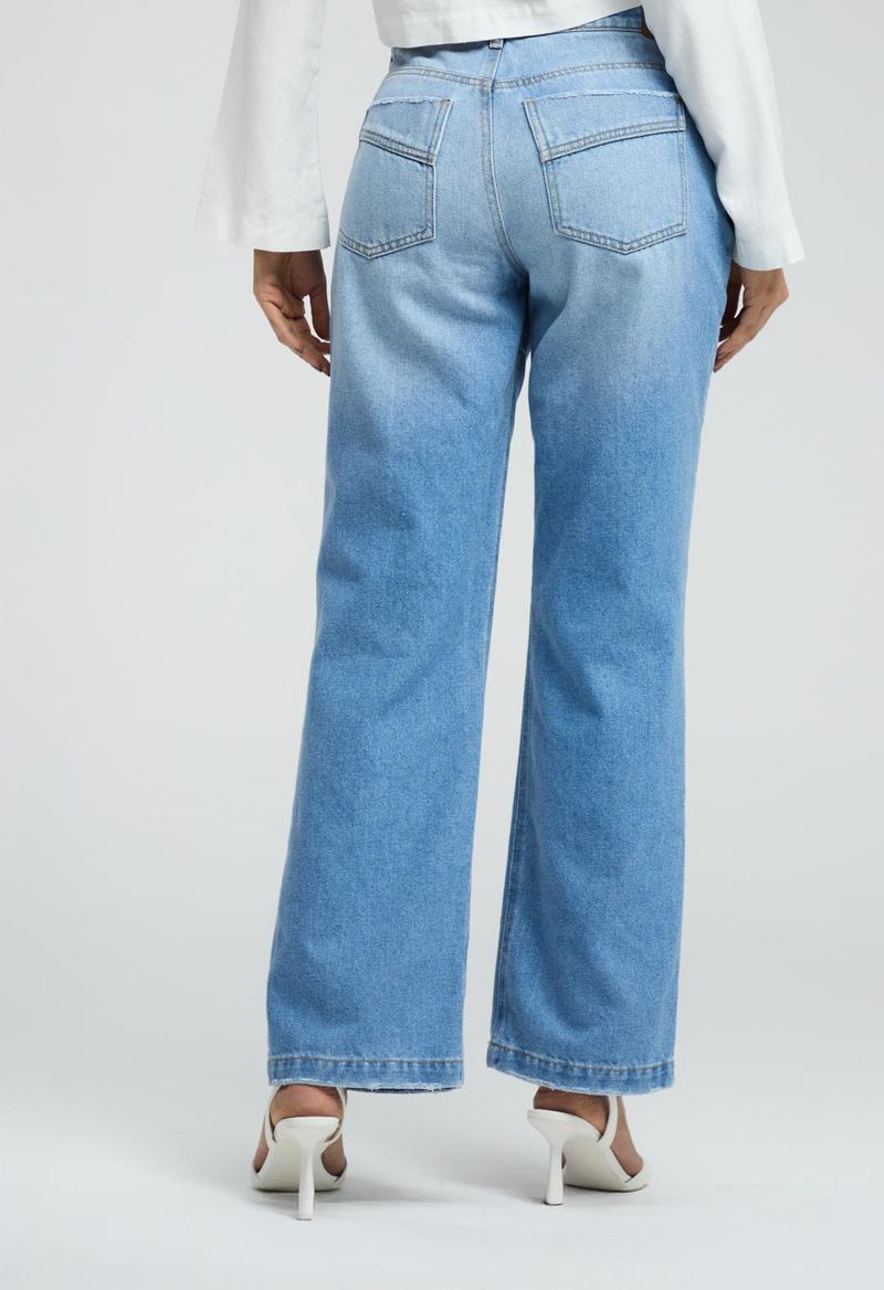 JEAN_RETRO_10070855_CLARO_3.jpg
