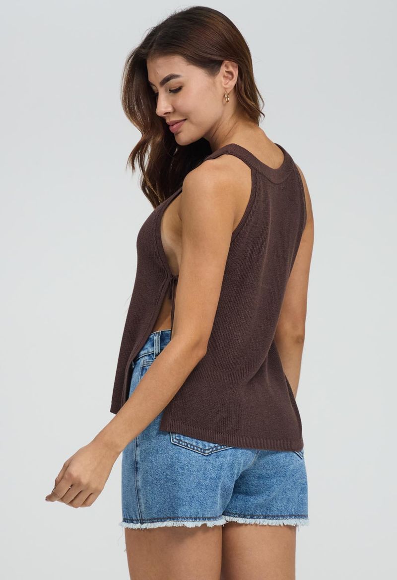 CAMISETA_11234813_CHOCOLATE_2.jpg