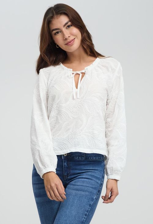 Blusa marfil con efecto texturizado para mujeres