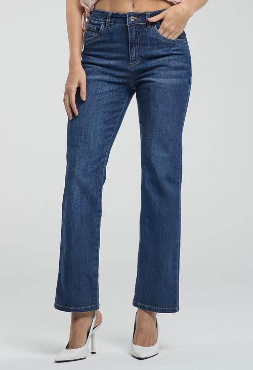 Jean vaquero medio oscuro con bota recta para mujeres