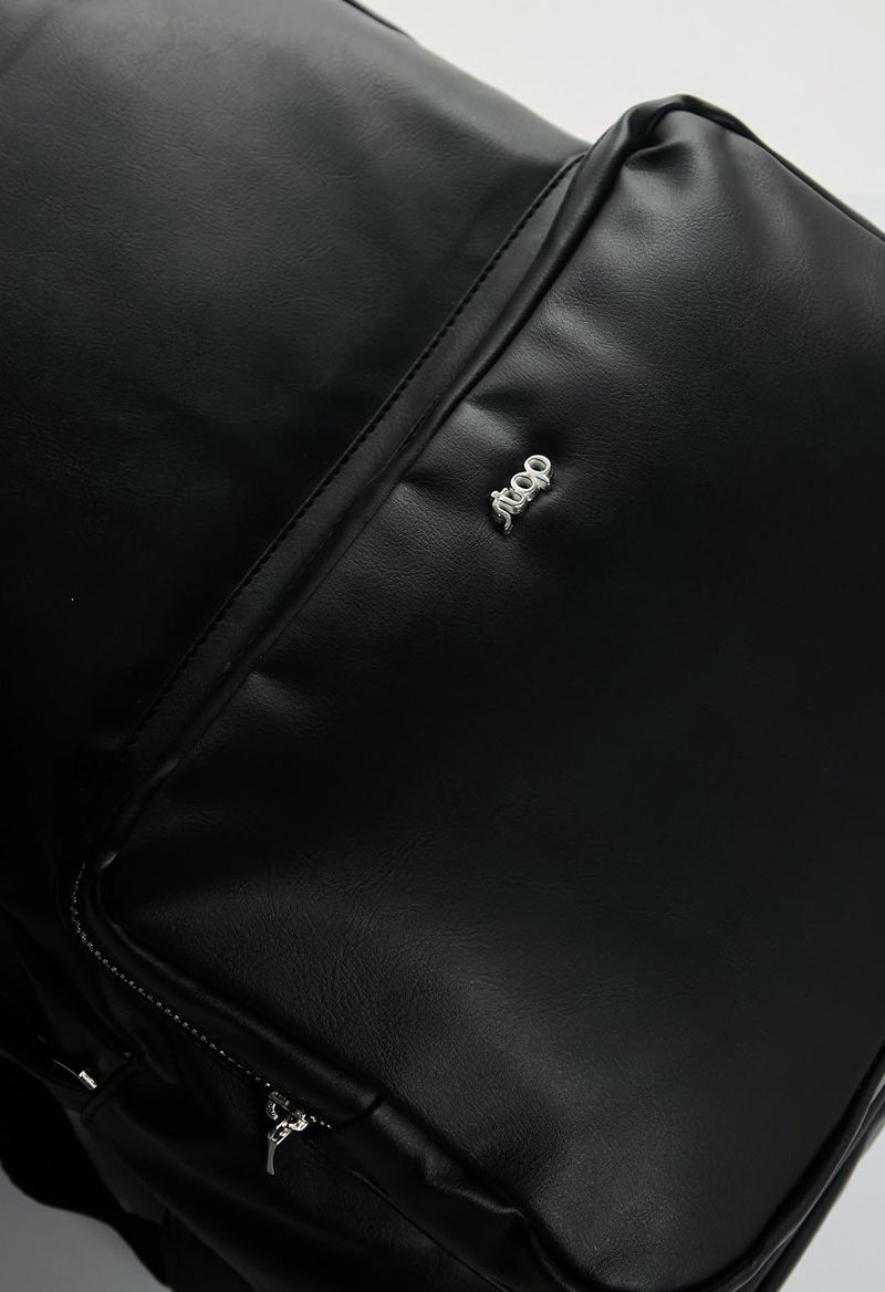 MORRAL-19002975-NEGRO_3.jpg