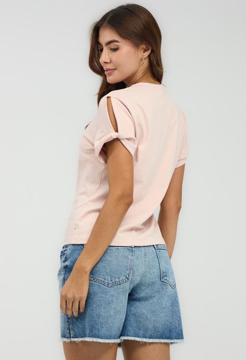 Camiseta palo de rosa bordada para mujeres