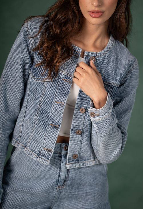 Chaqueta clara fondo entero para mujeres