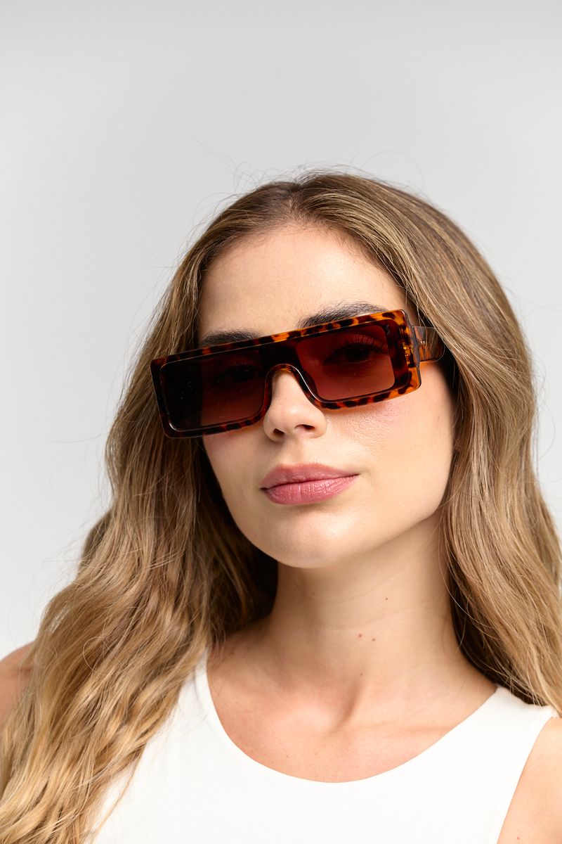 GAFAS-19183933-ARENA_1.jpg