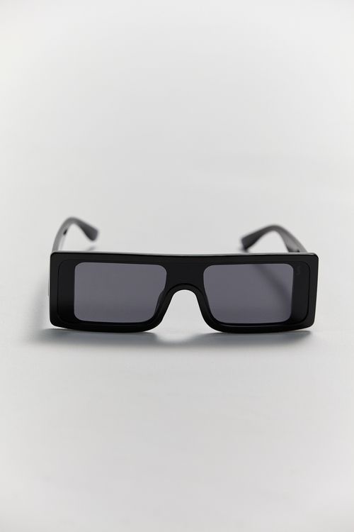 Gafas de sol con marco cuadrado