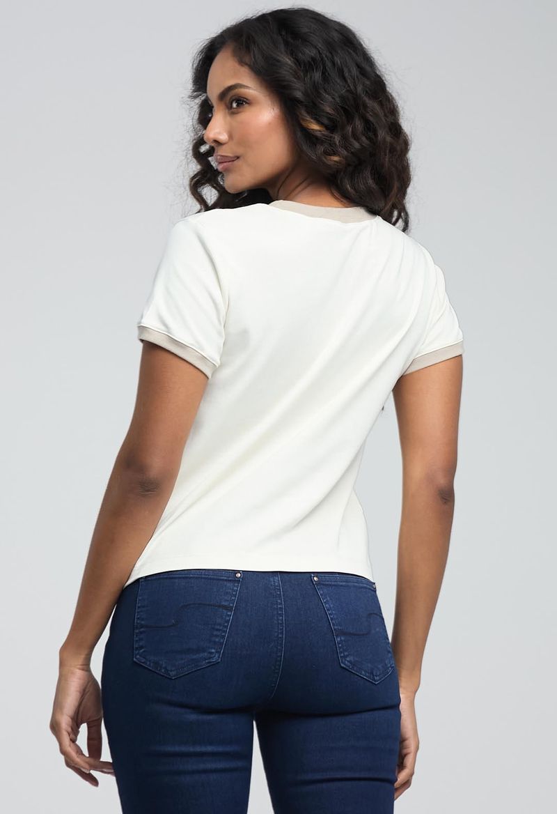 CAMISETA-11600914-MARFIL1_2.jpg
