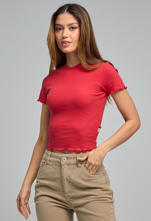 Camiseta roja manga con ruche para mujeres