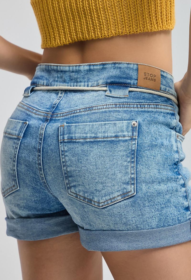 SHORT-10341833-MEDIO_5