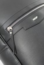 MORRAL-19011838-NEGRO_4