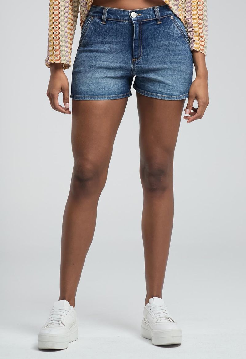 SHORT_10343933_MEDIO_3